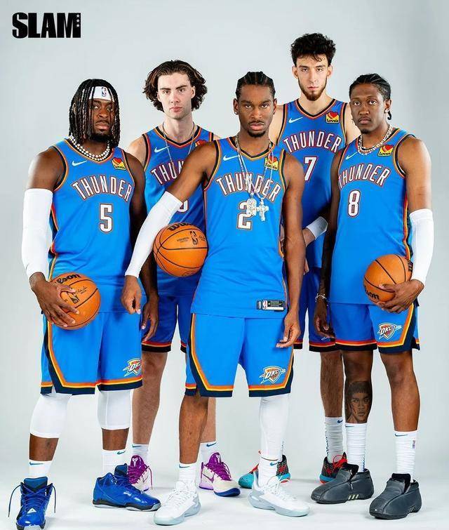 每体：皇马1月曾尝试签埃尔切小将门多萨，但未给予足够重视（每体：皇马一月尝试签下埃尔切新星门多萨，重视程度不足）