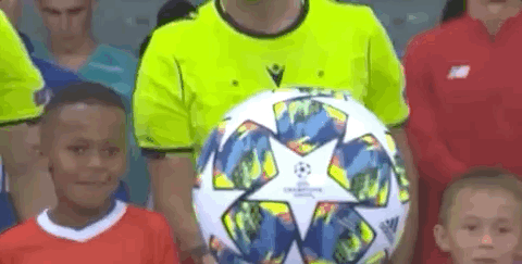 米体：劳塔罗近6个月奔波10.4万公里参加比赛，能绕地球三圈