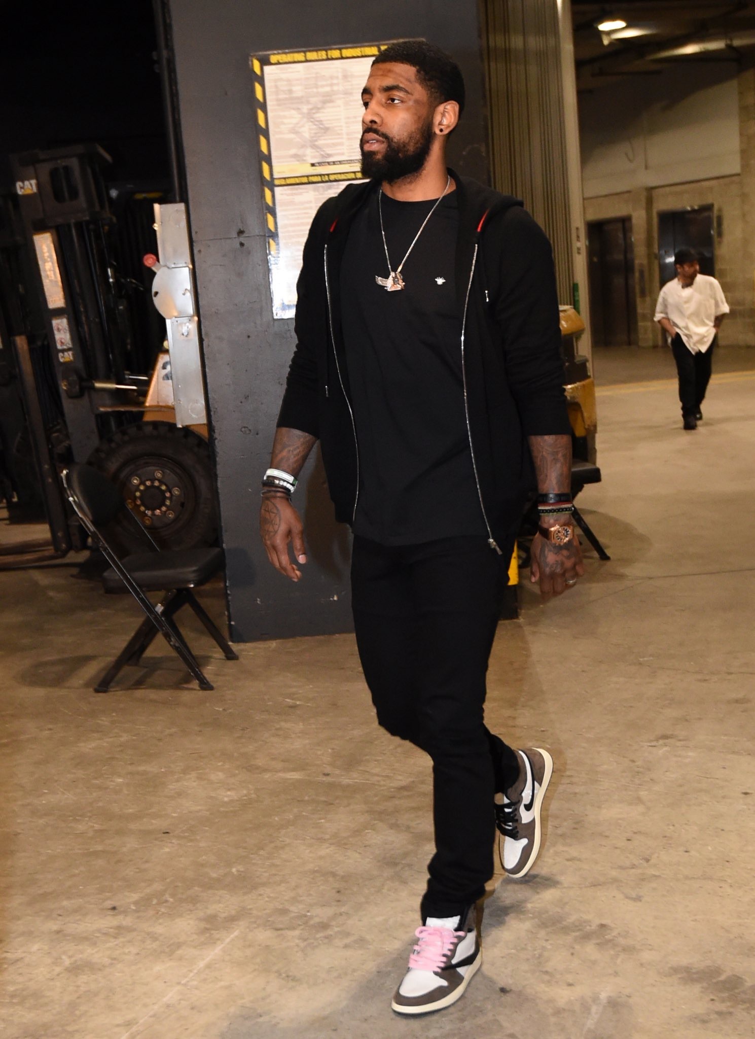 你看到的是结果，他看到的是布局（你只见结果，他早布全局）