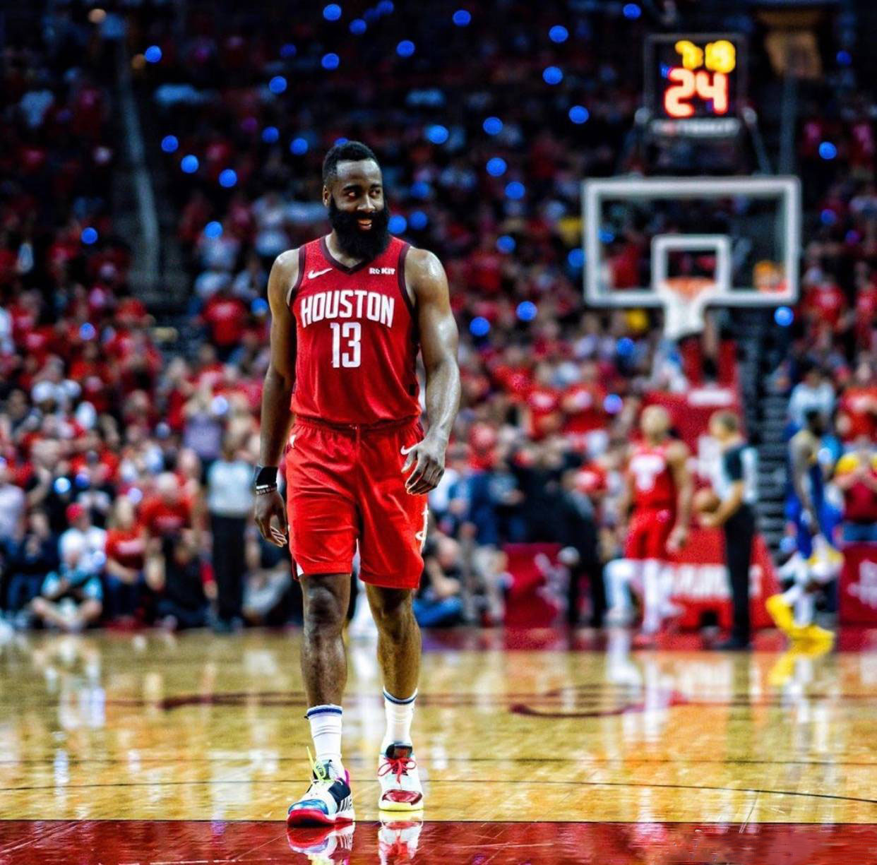 欧联前瞻：凯尔特人主场连胜终结，罗马战苏超球队41年不败（欧联展望：凯尔特人主场连胜告破，罗马对苏超41年不败）