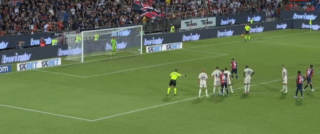 申花迎来2025最后一战，特谢拉、路易斯等多人合同将到期（申花迎战2025收官战：特谢拉、路易斯等多名球员合同到期）