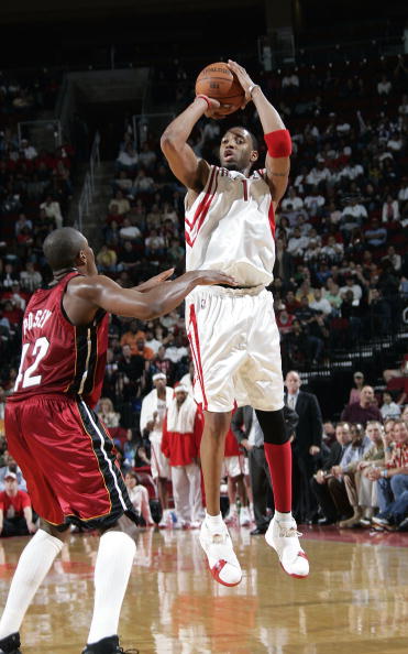 处于下风，法国队世界杯小组赛近4次对阵非洲球队1胜3负（法国队不占优：世界杯小组赛近4次对非洲对手仅1胜3负）