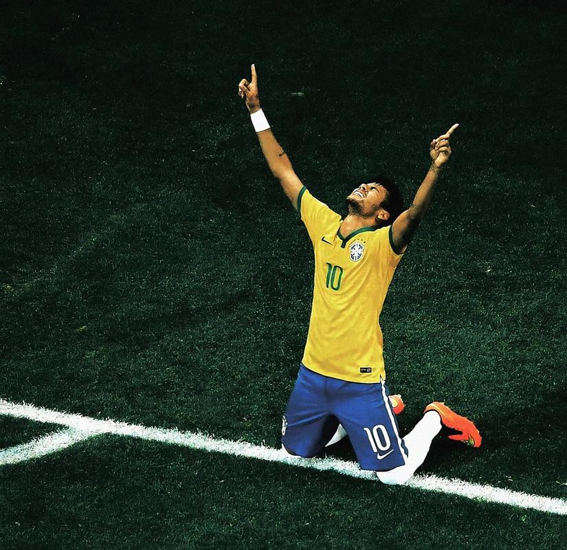 哈兰德晒与索尔斯克亚合照：知识！（哈兰德分享与索尔斯克亚合影：知识点！）