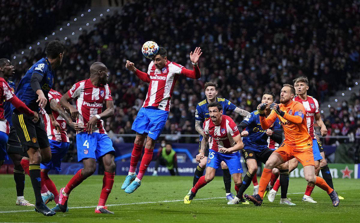 两将回应保罗事件：训练馆没他安静不少 他对自己和队友要求极高（两将谈及保罗风波：他不在训练馆更清静 对自我与队友标准极高）